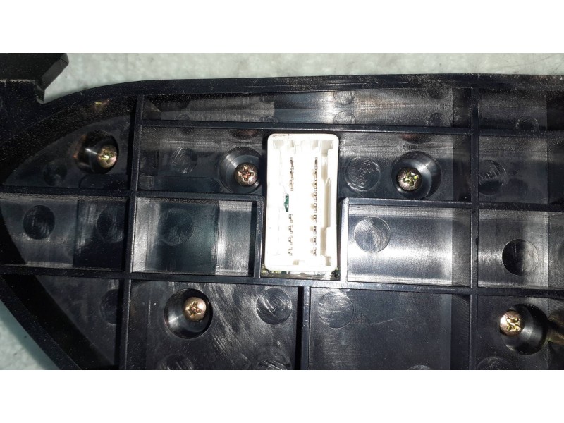 Recambio de sistema audio / radio cd para nissan primera berlina (p12) acenta referencia OEM IAM 20409374H  