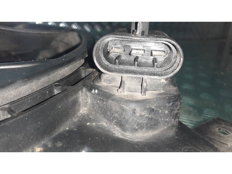 Recambio de electroventilador para opel astra h ber. cosmo referencia OEM IAM 13132559 0130303960 BOSCH
