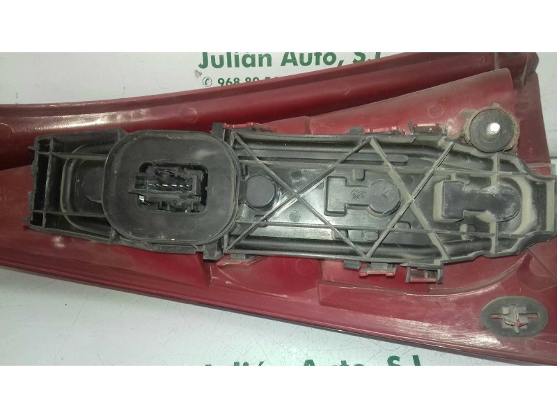 Recambio de piloto trasero derecho para citroen c3 1.4 hdi audace referencia OEM IAM   