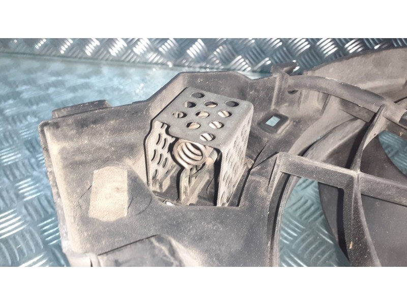 Recambio de electroventilador para opel astra h ber. cosmo referencia OEM IAM 13132559 0130303960 BOSCH