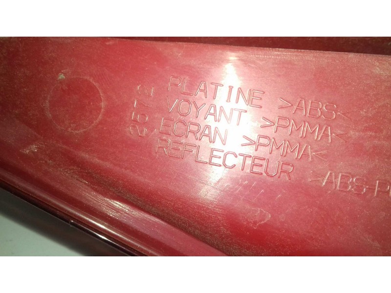 Recambio de piloto trasero derecho para citroen c3 1.4 hdi audace referencia OEM IAM   