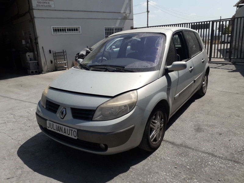 renault scenic ii del año 2004