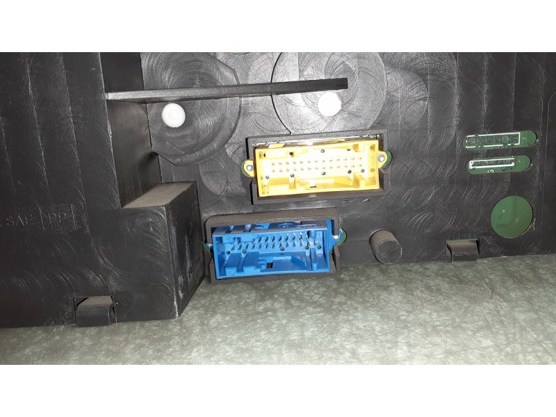 Recambio de cuadro instrumentos para nissan primera berlina (p12) acenta referencia OEM IAM AV619 2531542 