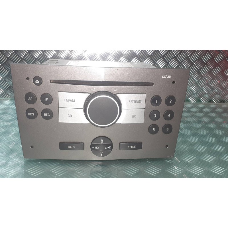 Recambio de sistema audio / radio cd para opel astra h berlina cosmo referencia OEM IAM 13190856 76442213310 13190856YY