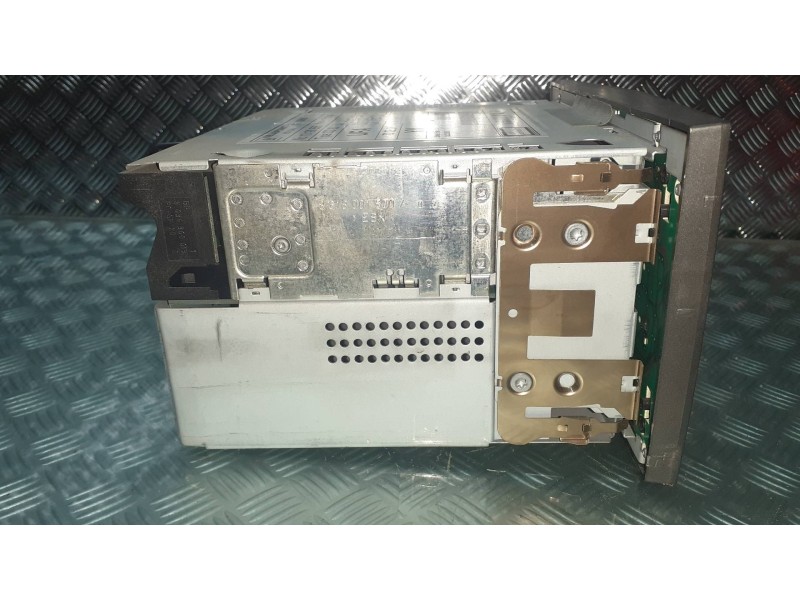 Recambio de sistema audio / radio cd para opel astra h berlina cosmo referencia OEM IAM 13190856 76442213310 13190856YY