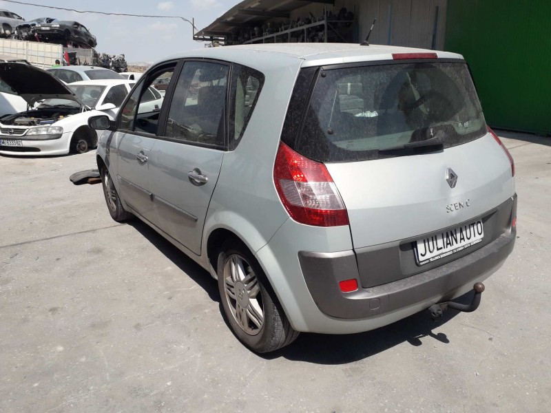 renault scenic ii del año 2004