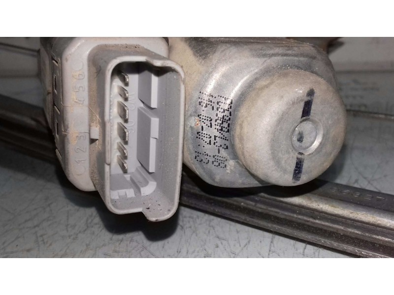 Recambio de elevalunas delantero izquierdo para citroen c3 1.4 hdi audace referencia OEM IAM 96827 401786A8 ELECTRICO