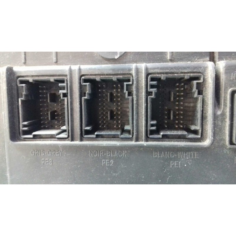 Recambio de centralita motor uce para renault scenic ii authentique referencia OEM IAM 8200498188 8200469340 KIT - DELPHI