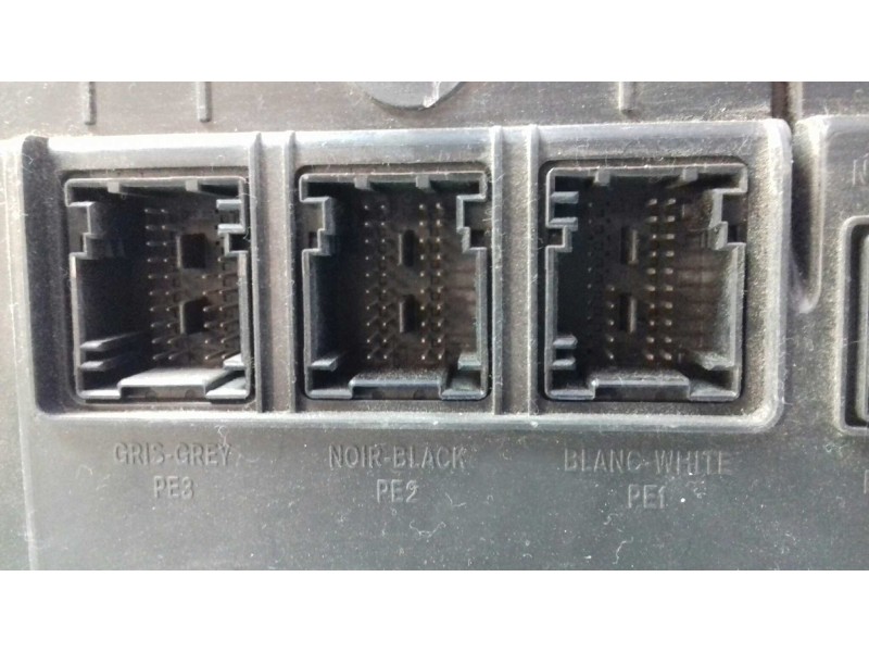 Recambio de centralita motor uce para renault scenic ii authentique referencia OEM IAM 8200498188 8200469340 KIT - DELPHI