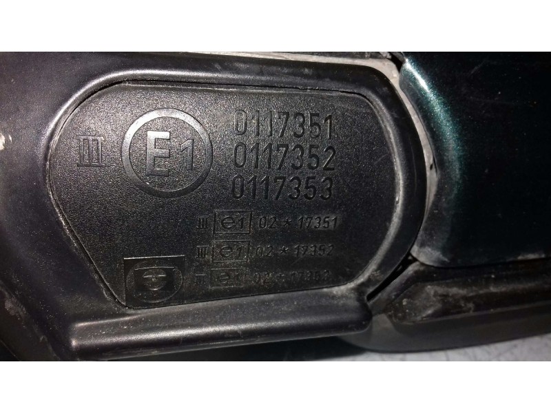 Recambio de retrovisor izquierdo para bmw serie 5 touring (e34) 520i referencia OEM IAM 0117351 0117352 ELECTRICO