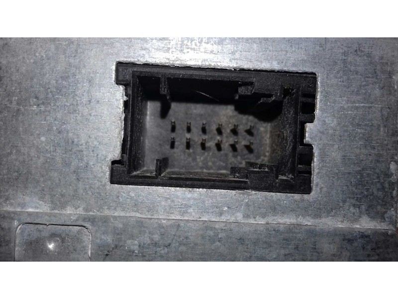 Recambio de sistema audio / radio cd para bmw serie 5 berlina (e39) 525tds referencia OEM IAM 65828361087 902201686239 PHILIPS