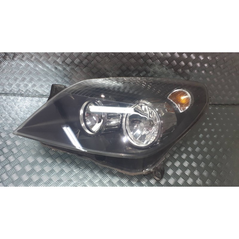 Recambio de faro izquierdo para opel astra h berlina cosmo referencia OEM IAM 1EG27037001 24451032 GM