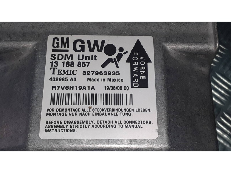 Recambio de centralita airbag para opel astra h berlina cosmo referencia OEM IAM 13188857 327963935 402985A3