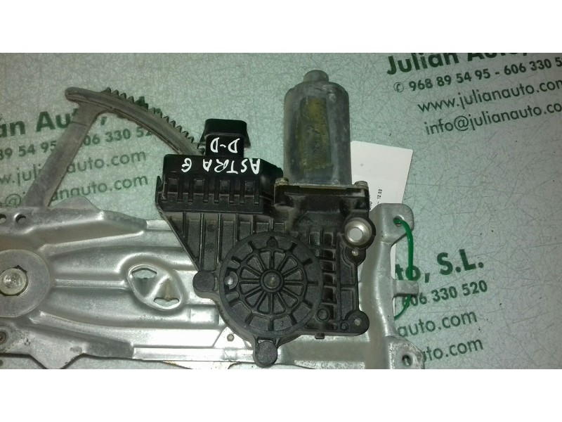 Recambio de elevalunas delantero derecho para opel astra g berlina club referencia OEM IAM 90521882 0130821769 ELECTRICO