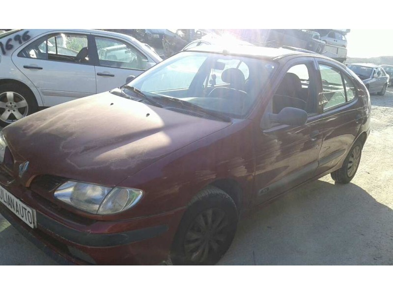 renault megane i berlina hatchback (ba0) del año 1996