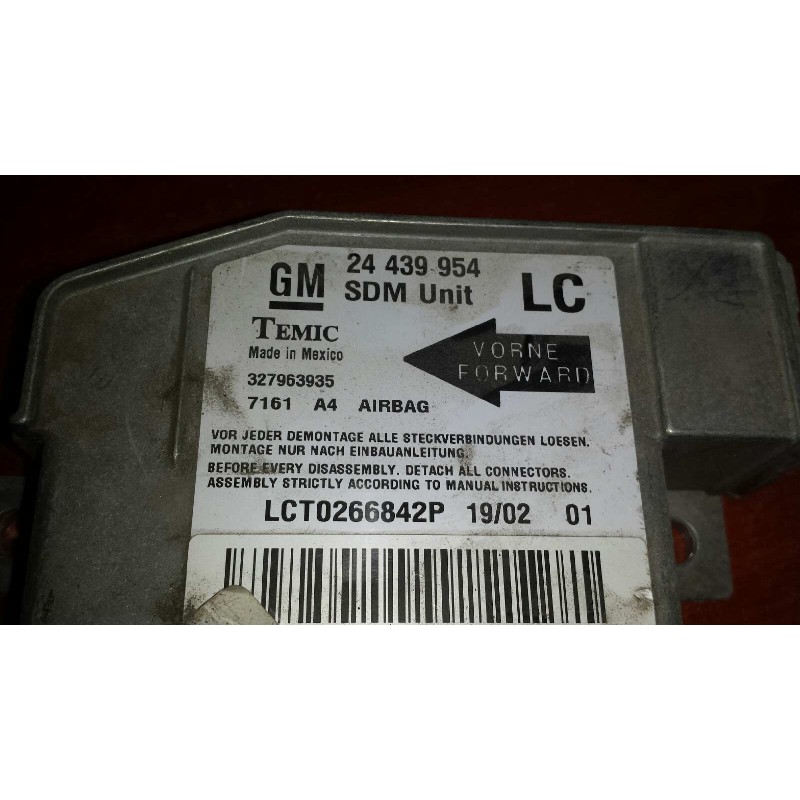 Recambio de centralita airbag para opel corsa c club referencia OEM IAM 24439954 LCT0266842P 