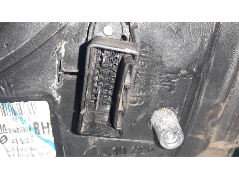 Recambio de retrovisor derecho para opel astra h ber. cosmo referencia OEM IAM 24462996 430502 ELECTRICO