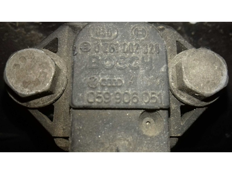 Recambio de intercooler para audi a6 berlina (4b2) 2.5 tdi quattro referencia OEM IAM 4B0145805A  