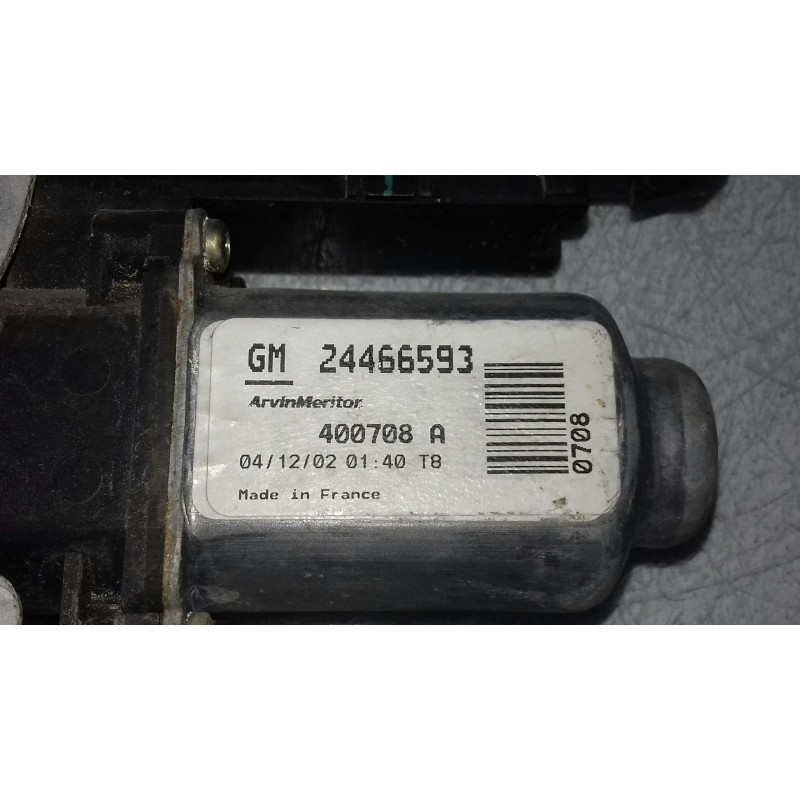 Recambio de elevalunas delantero izquierdo para opel corsa c club referencia OEM IAM 24466593 400708A ELECTRICO