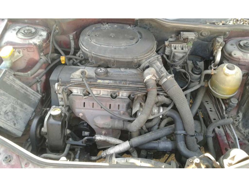 renault megane i berlina hatchback (ba0) del año 1996