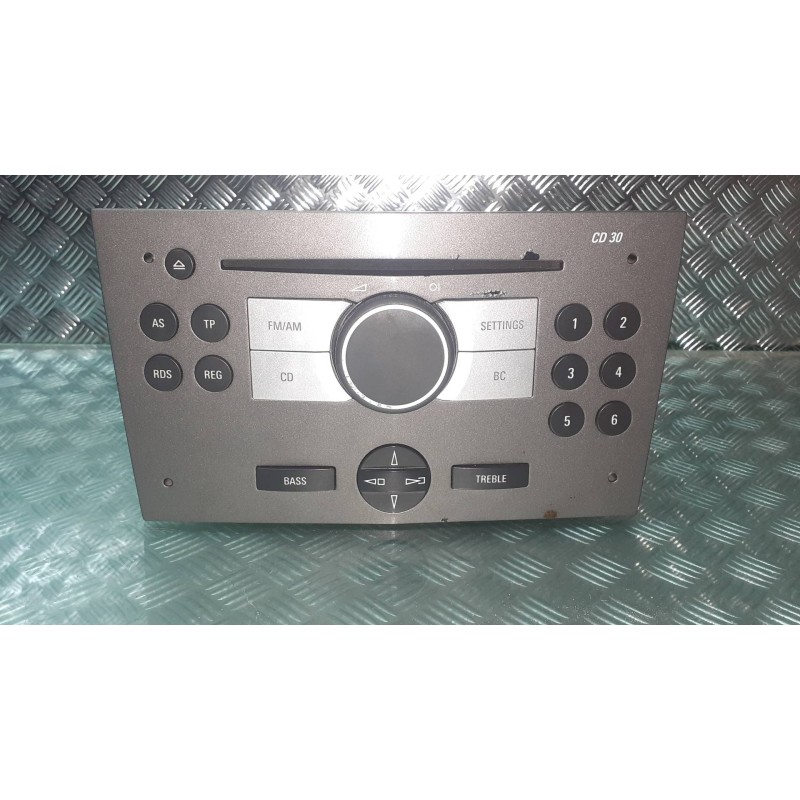 Recambio de sistema audio / radio cd para opel astra h ber. cosmo referencia OEM IAM 13190856 13190856YY 7644221310