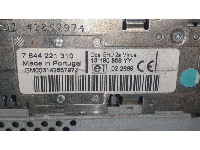 Recambio de sistema audio / radio cd para opel astra h ber. cosmo referencia OEM IAM 13190856 13190856YY 7644221310