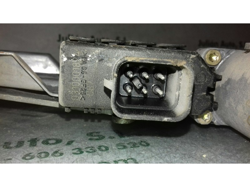 Recambio de elevalunas delantero izquierdo para opel zafira a club referencia OEM IAM 90579355 101249200 ELECTRICO