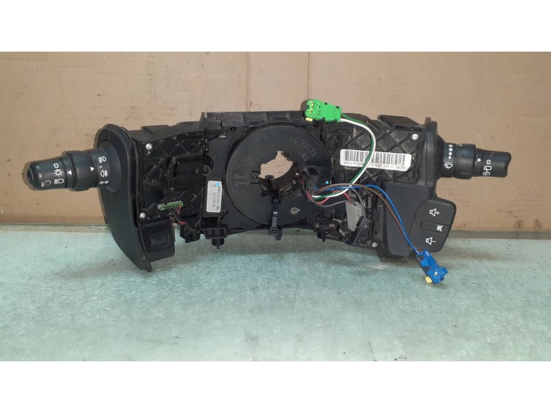 Recambio de anillo airbag para renault scenic ii grand confort authentique referencia OEM IAM 61880051 VALEO 61850004