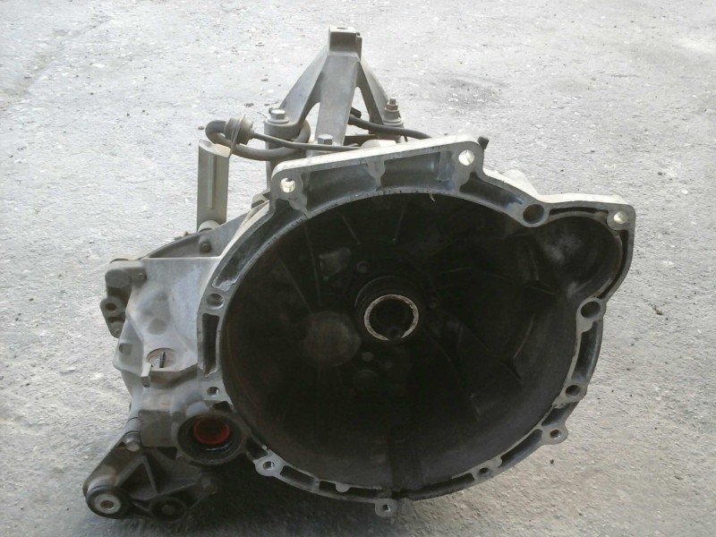 Recambio de caja cambios para ford focus berlina (cap) ghia referencia OEM IAM 3M5R7002NB  5 VELOCIDADES