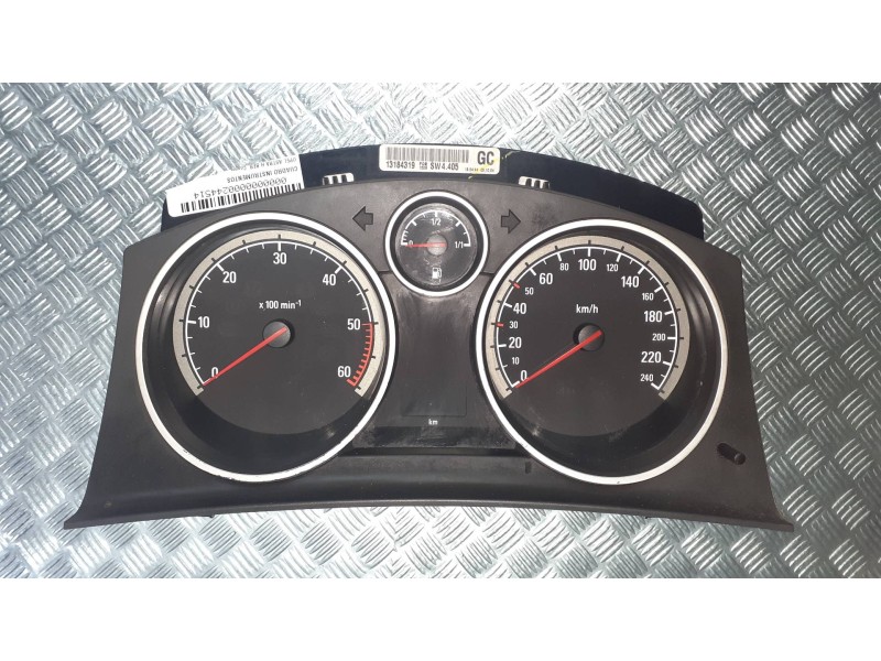 Recambio de cuadro instrumentos para opel astra h ber. cosmo referencia OEM IAM 13184319  SIEMENS VDO
