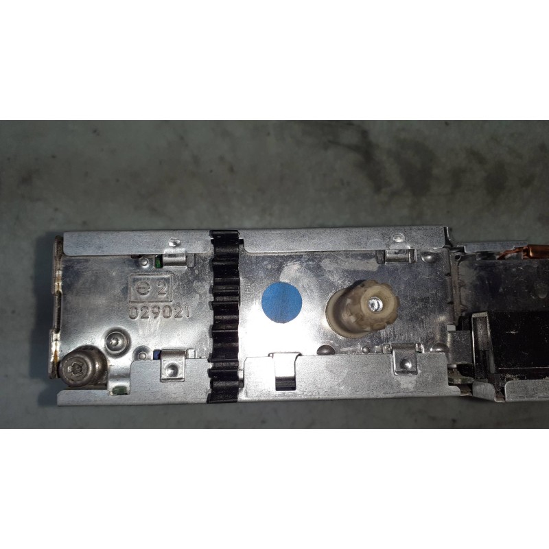 Recambio de sistema audio / radio cd para renault scenic ii grand confort authentique referencia OEM IAM 8200300859  