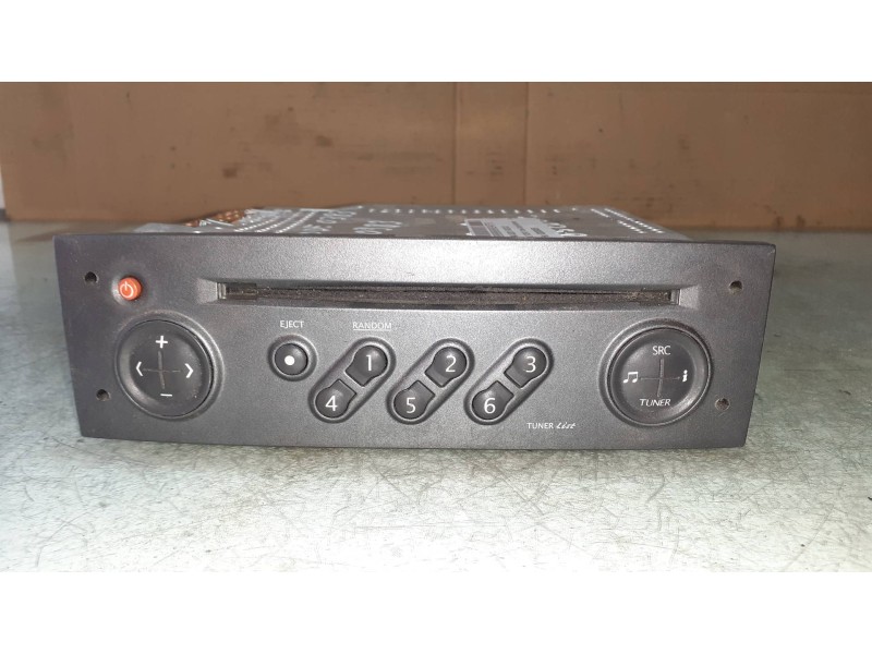Recambio de sistema audio / radio cd para renault scenic ii grand confort authentique referencia OEM IAM 8200300859  