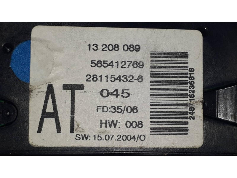 Recambio de pantalla multifuncion para opel astra h berlina cosmo referencia OEM IAM 13208089 565412796 281154326