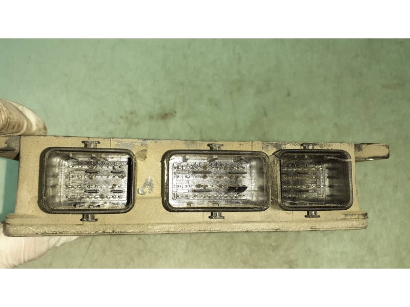 Recambio de centralita motor uce para renault kangoo (f/kc0) rt klima referencia OEM IAM 8200331477 8200355850 DELPHI