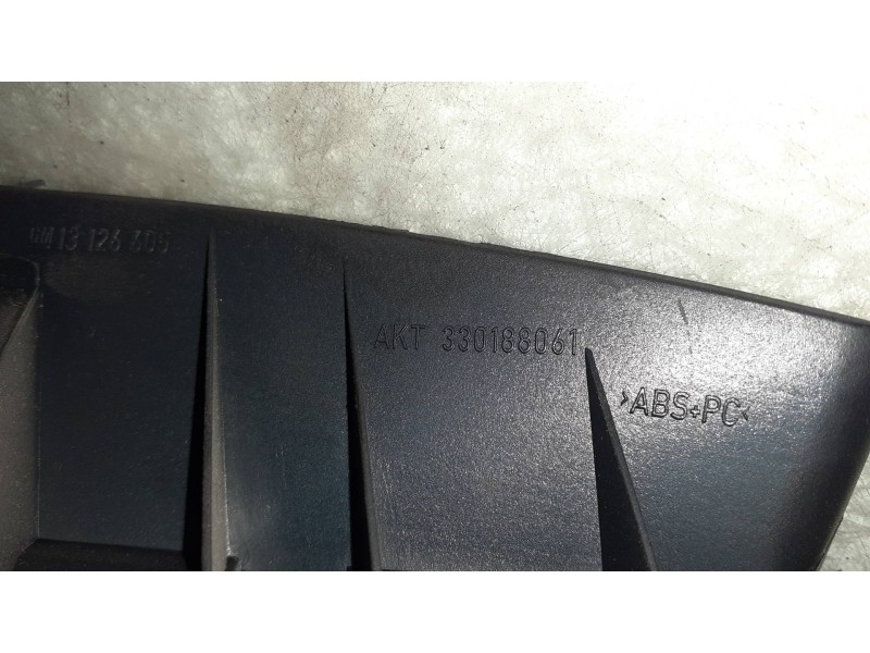 Recambio de pantalla multifuncion para opel astra h ber. cosmo referencia OEM IAM 13275077 28107803 DELPHI