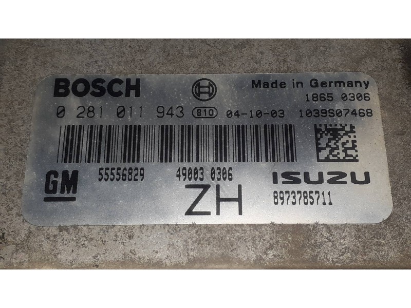 Recambio de centralita motor uce para opel astra h ber. cosmo referencia OEM IAM 55556829 0281011943 BOSCH