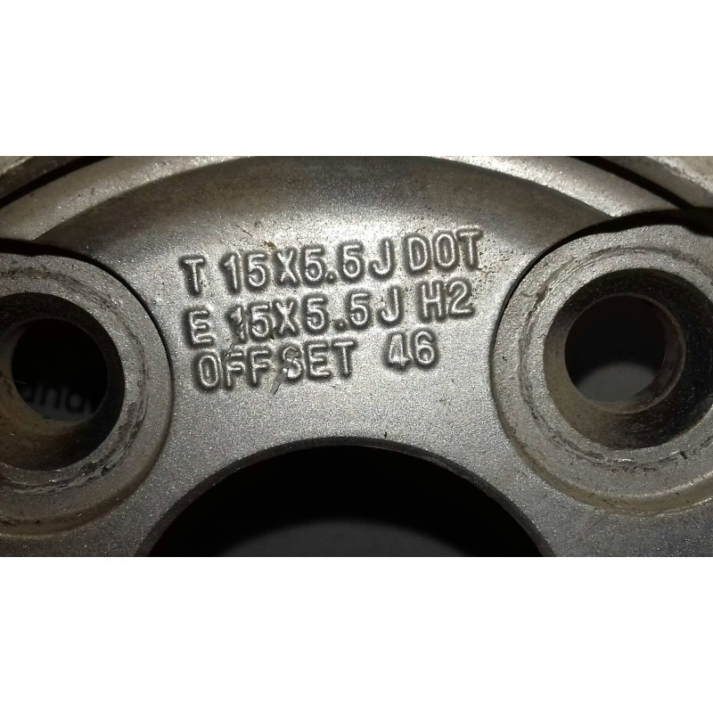 Recambio de llanta para kia rio 1.5 crdi ex1 referencia OEM IAM 529101G250 T15X5.5JH2 OFF SET 46