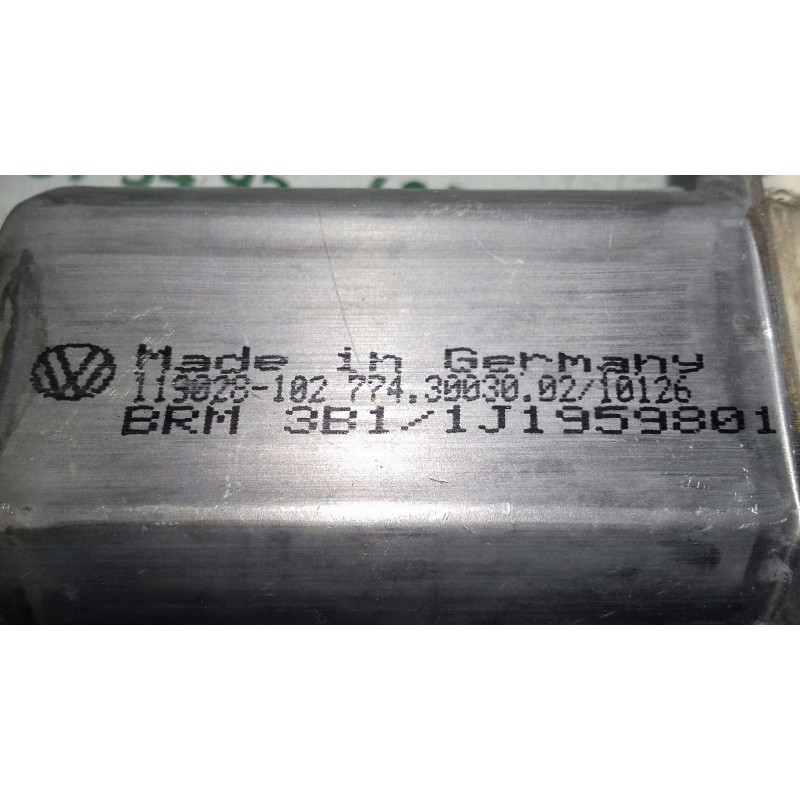 Recambio de motor elevalunas delantero izquierdo para volkswagen passat berlina (3b2) comfortline referencia OEM IAM 3B4837751A 