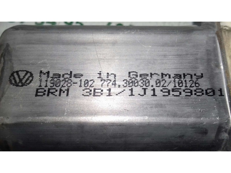 Recambio de motor elevalunas delantero izquierdo para volkswagen passat berlina (3b2) comfortline referencia OEM IAM 3B4837751A 