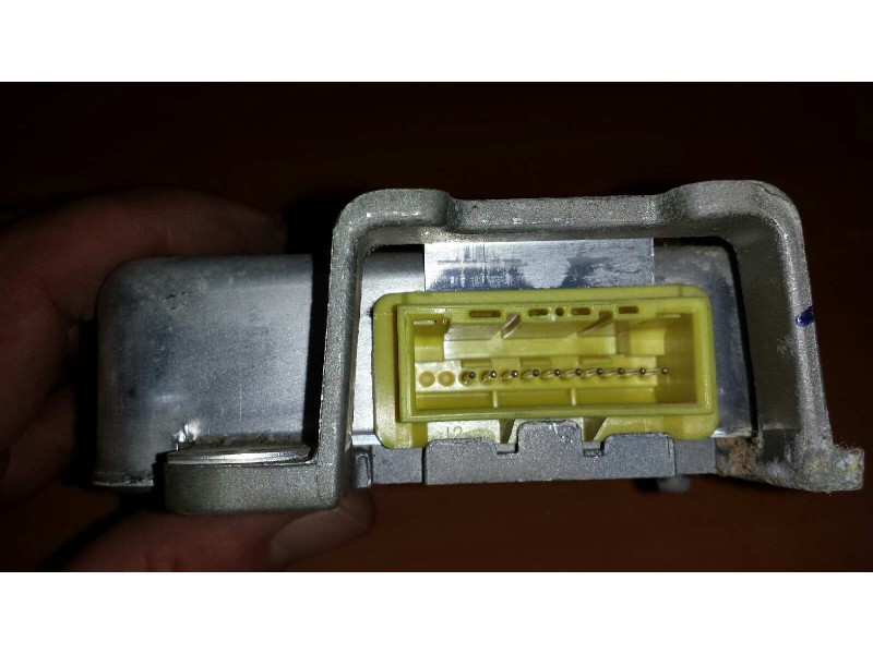 Recambio de centralita airbag para daewoo leganza 2.0 cdx referencia OEM IAM 96206505 96225913 