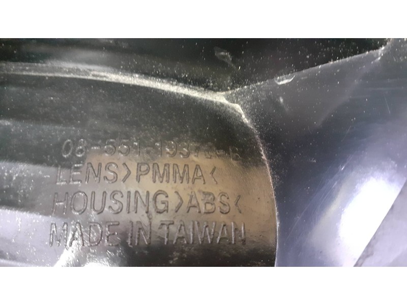 Recambio de piloto trasero izquierdo para renault scenic ii grand confort authentique referencia OEM IAM 085511937L 085511937 