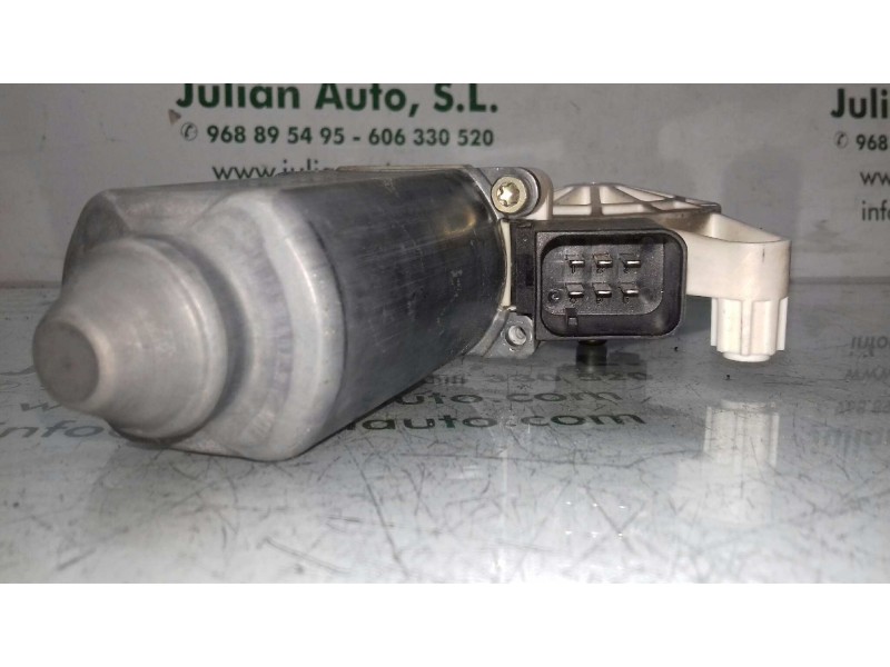 Recambio de motor elevalunas delantero izquierdo para volkswagen passat berlina (3b2) comfortline referencia OEM IAM 3B4837751A 