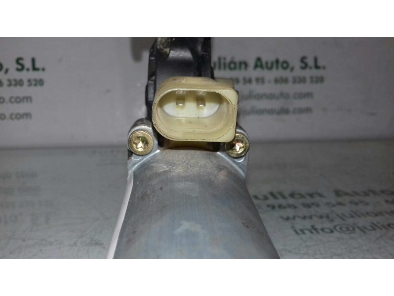 Recambio de motor elevalunas trasero izquierdo para bmw serie 3 berlina (e46) 318d referencia OEM IAM 676283620660 0130821727 