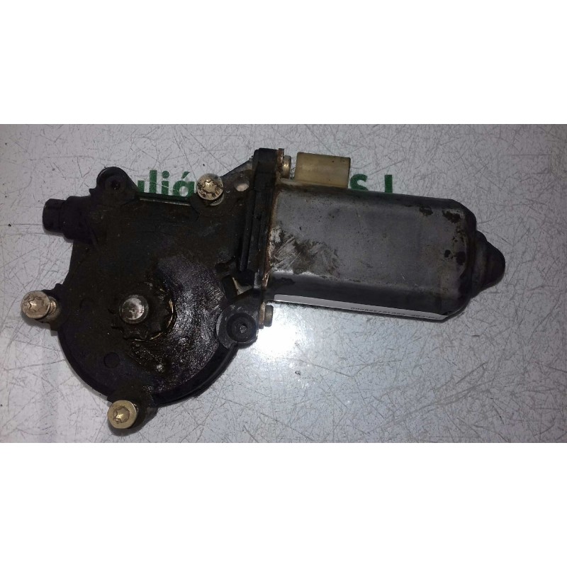 Recambio de motor elevalunas delantero derecho para bmw serie 3 berlina (e36) 325td referencia OEM IAM 680187498000 0130821276 