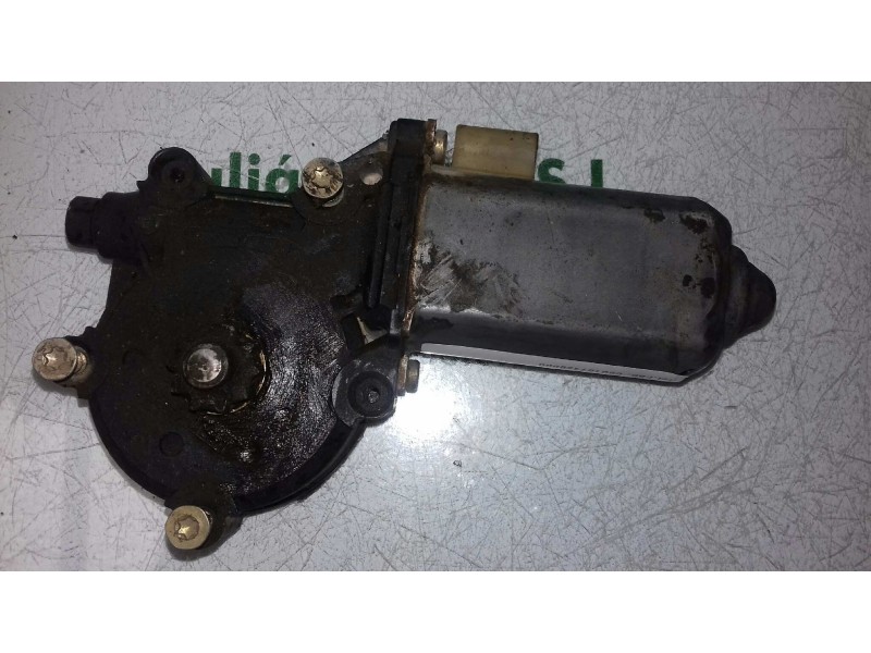 Recambio de motor elevalunas delantero derecho para bmw serie 3 berlina (e36) 325td referencia OEM IAM 680187498000 0130821276 