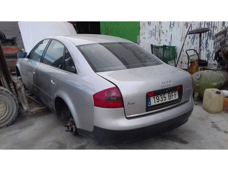 audi a6 berlina (4b2) del año 2001