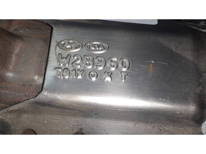 Recambio de catalizador para hyundai tucson klass bluedrive referencia OEM IAM W2B960 E91X0KT 