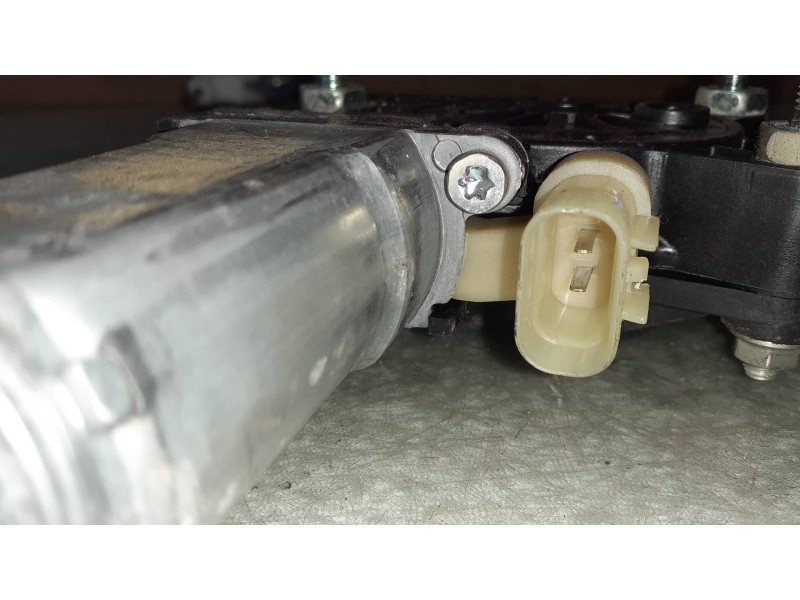 Recambio de elevalunas trasero derecho para kia rio 1.5 crdi ex1 referencia OEM IAM   ELECTRICO