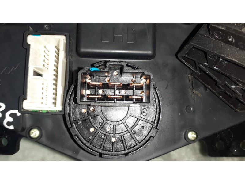 Recambio de mando calefaccion / aire acondicionado para kia rio 1.5 crdi ex1 referencia OEM IAM 972501GXXX 1G460 