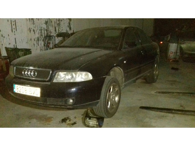 audi a4 berlina (b5) del año 2000